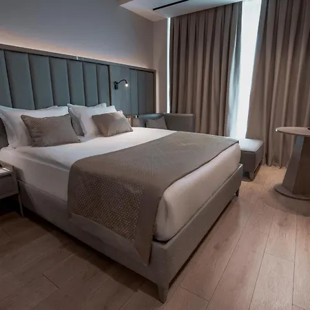 Otel Renex 5*